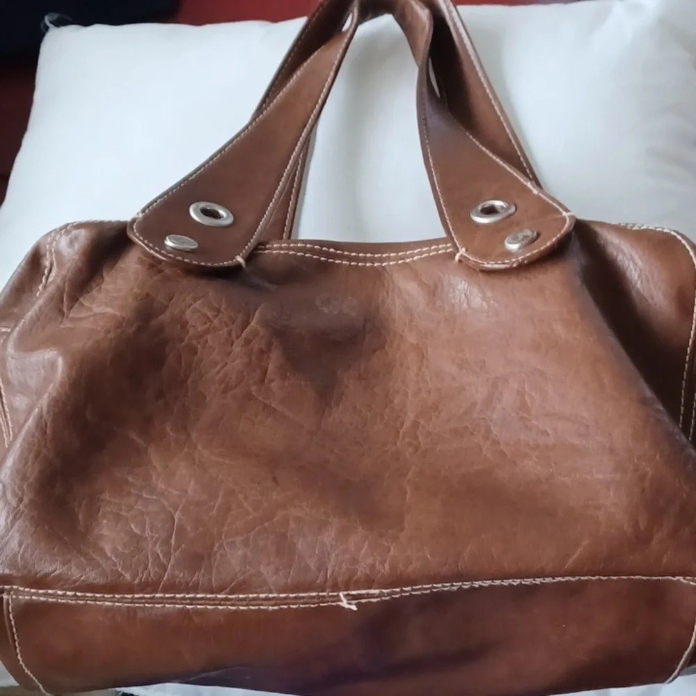 ‘Unlisted by Kenneth Cole’ Handbag, brown